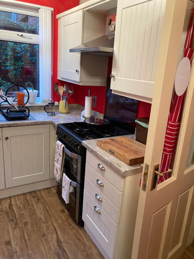 Mountroyal Victorian Studio Self Catering Apartment 3 Belfast Exterior foto
